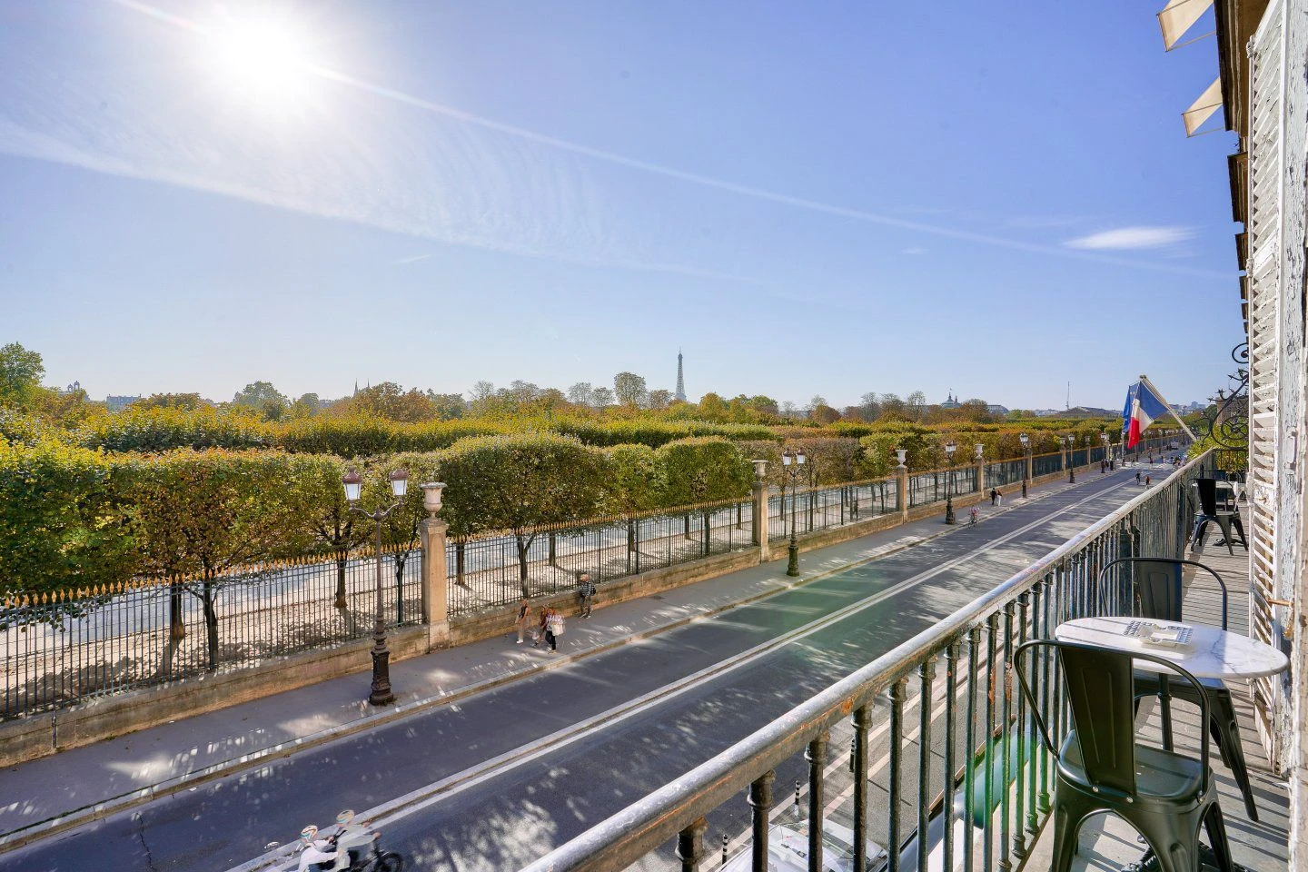 Showroom Tuileries - Photo 1