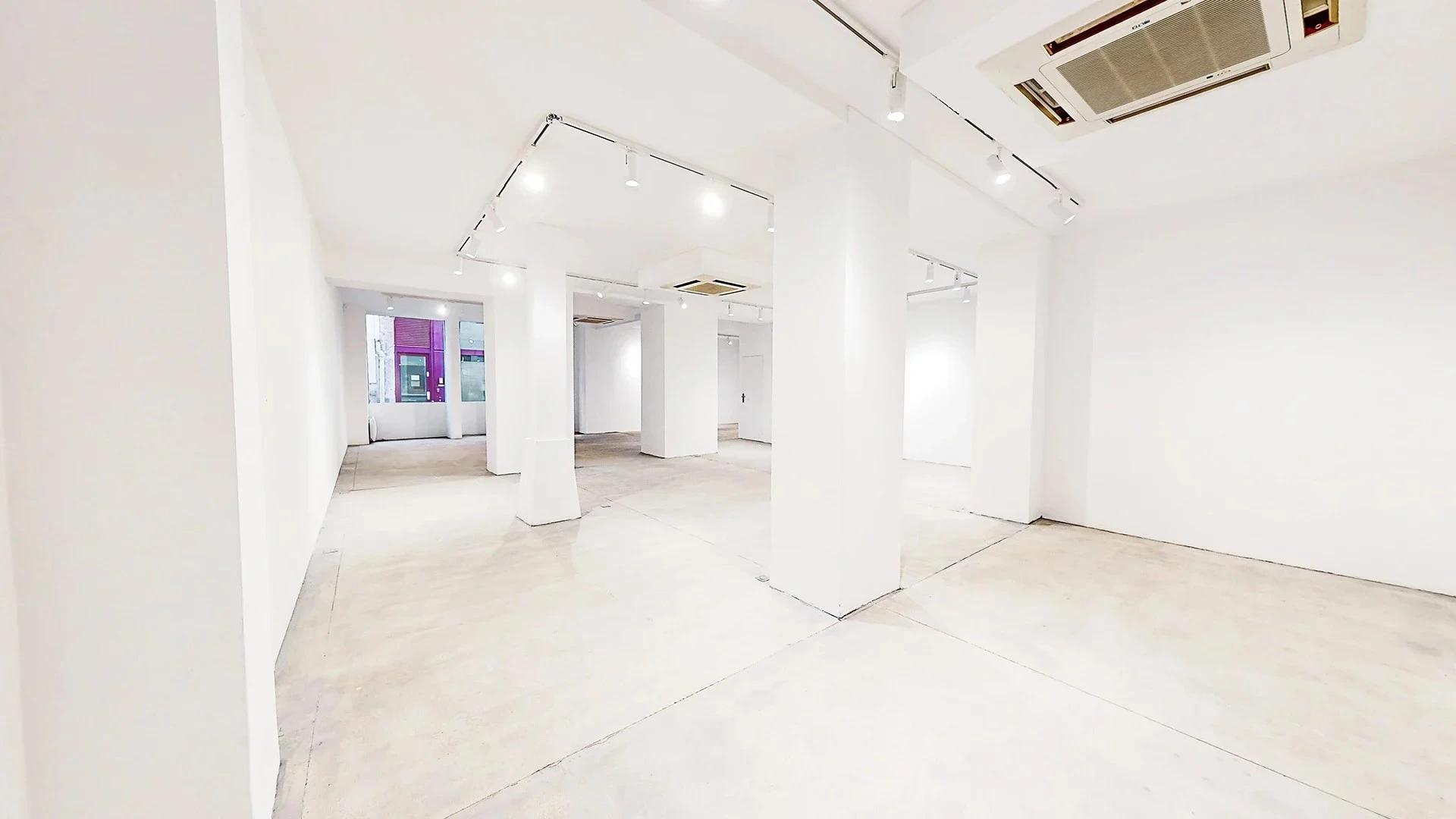 Capital Showroom - Photo 7