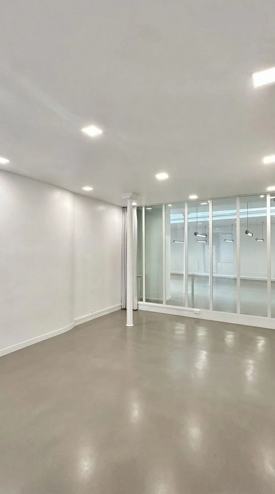 République Showroom - Photo 7