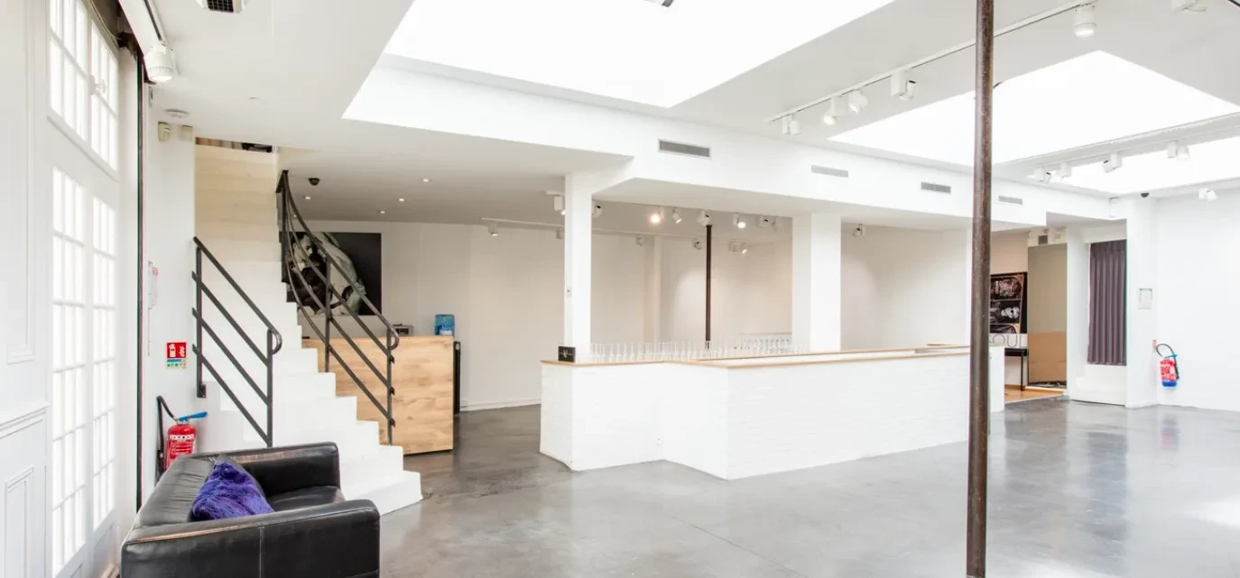 Showroom 111 - Photo 2