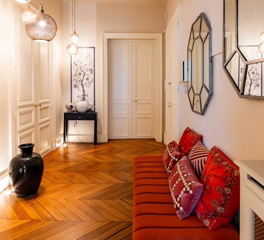 Showroom 142 - Photo 1