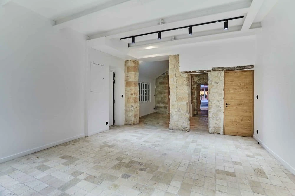 Showroom des Arches - Photo 1