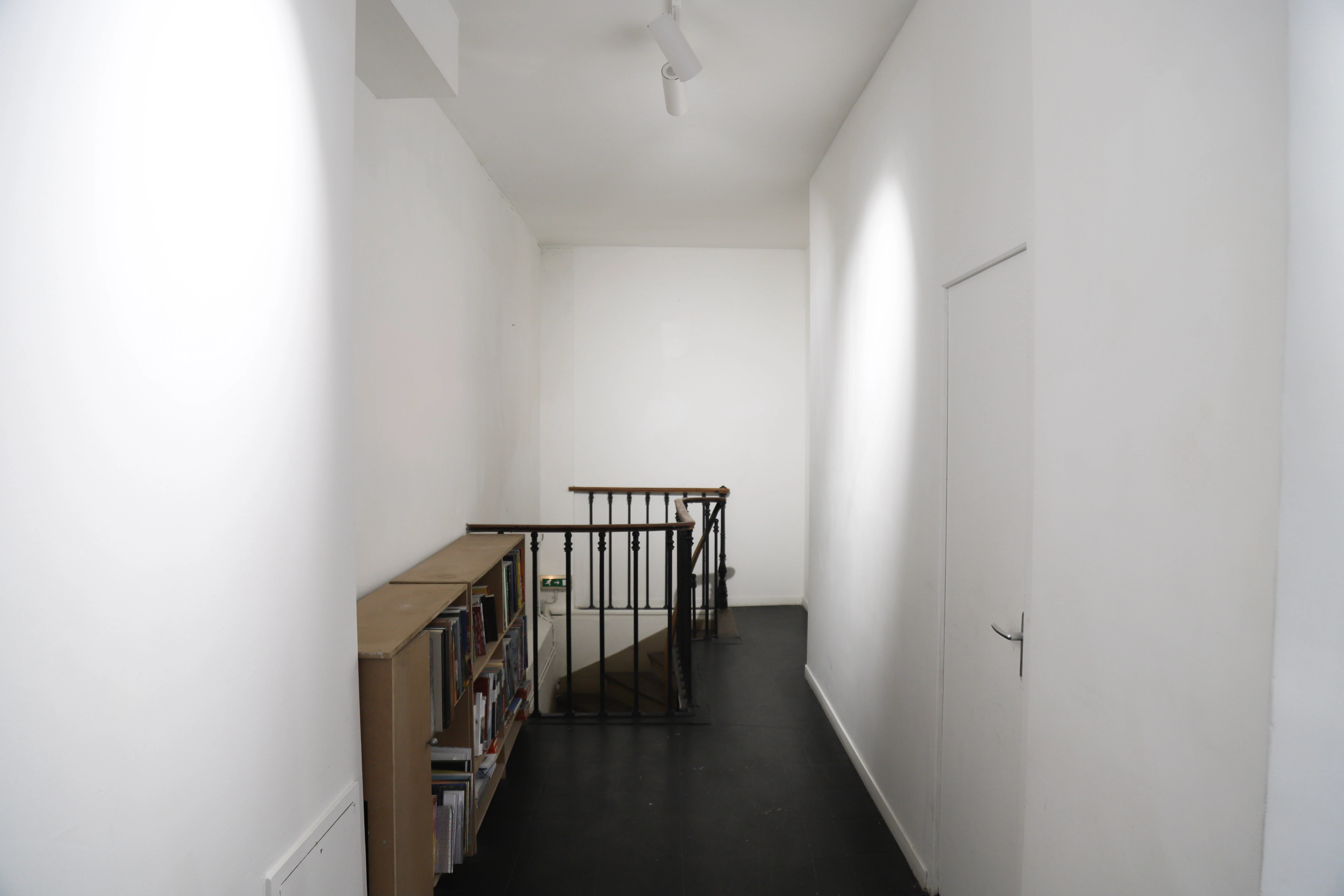 Showroom Even - Photo 3