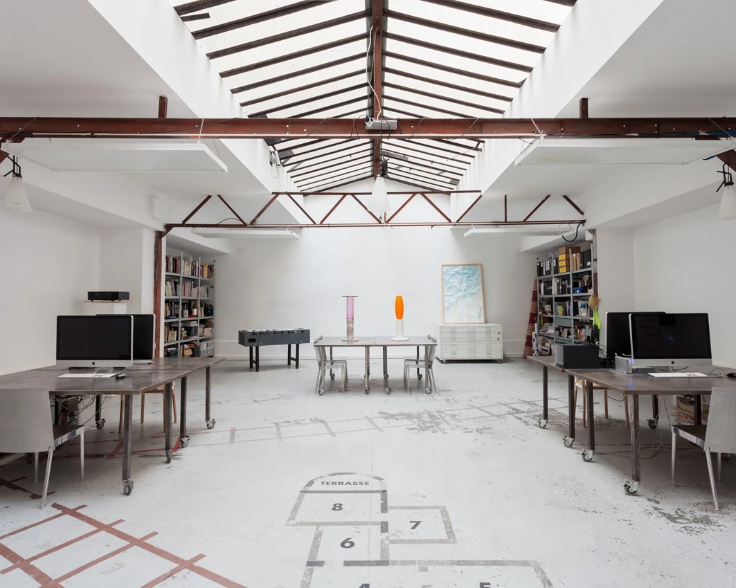 Showroom Extend - Photo 2