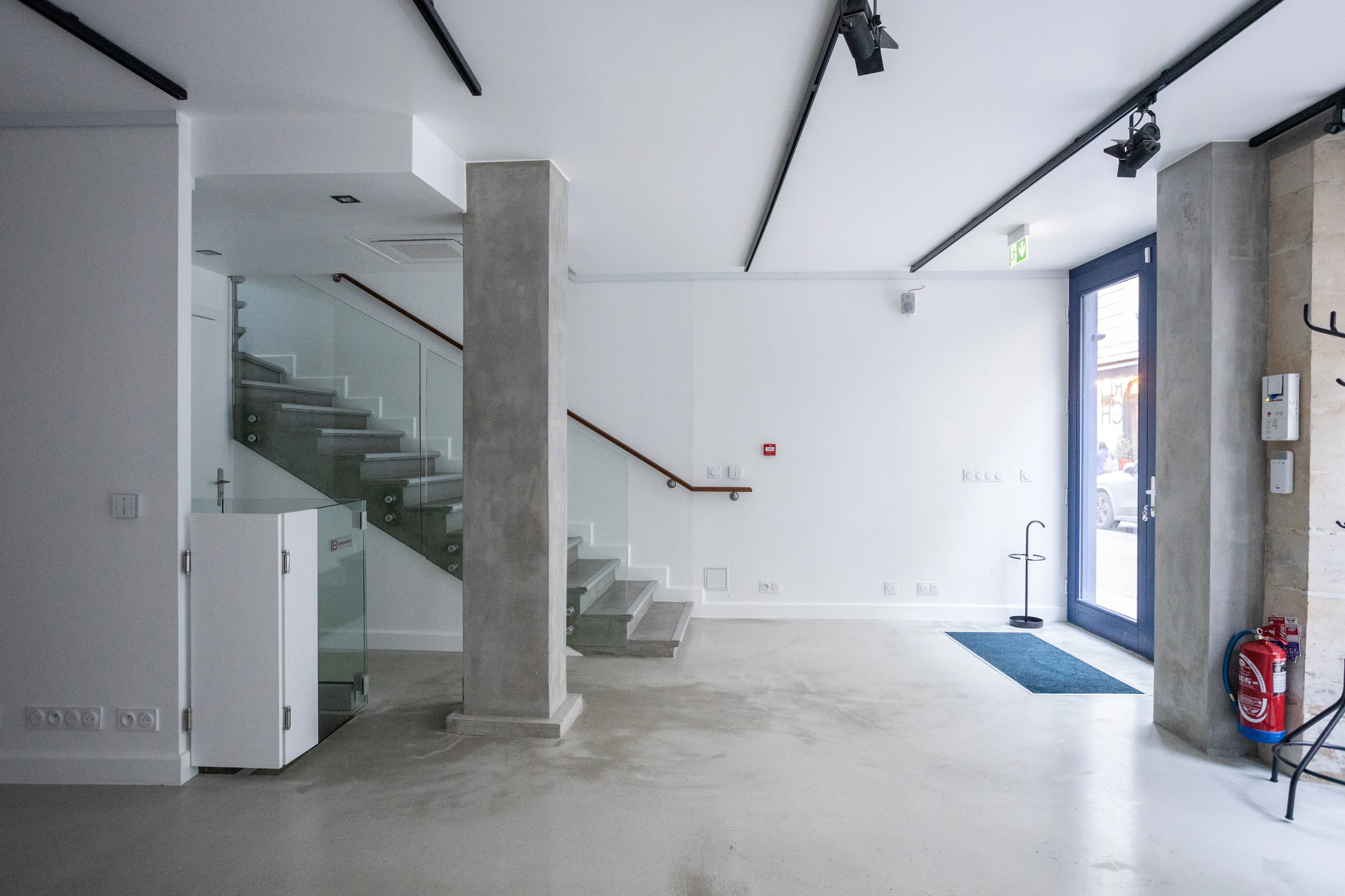 Showroom Roche - Photo 2