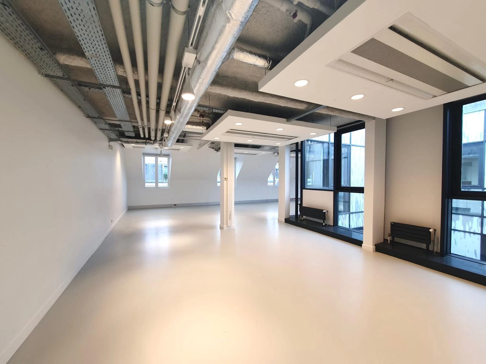 Showroom Seeview - Photo 7