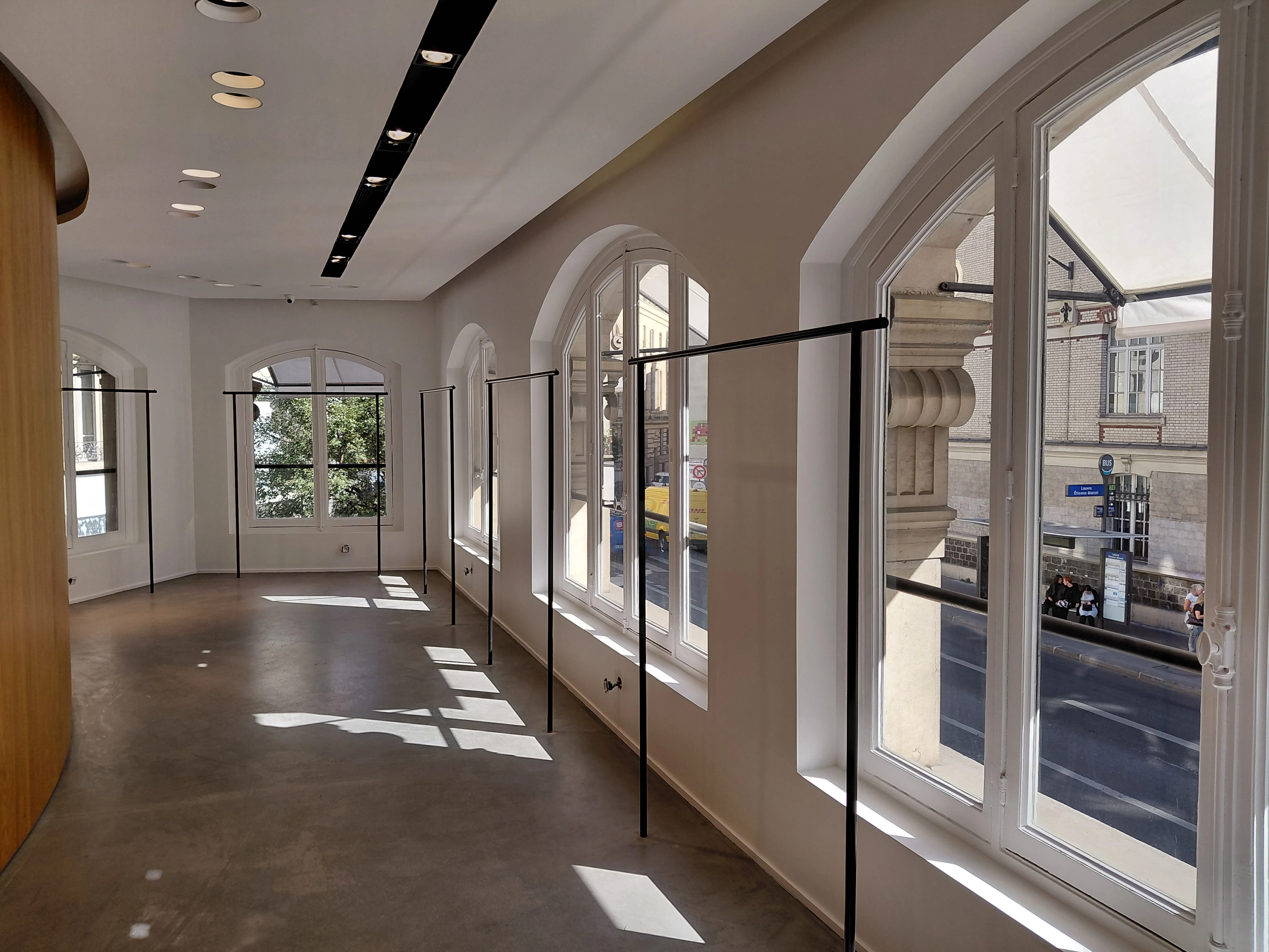 Showroom Victoria - Photo 6