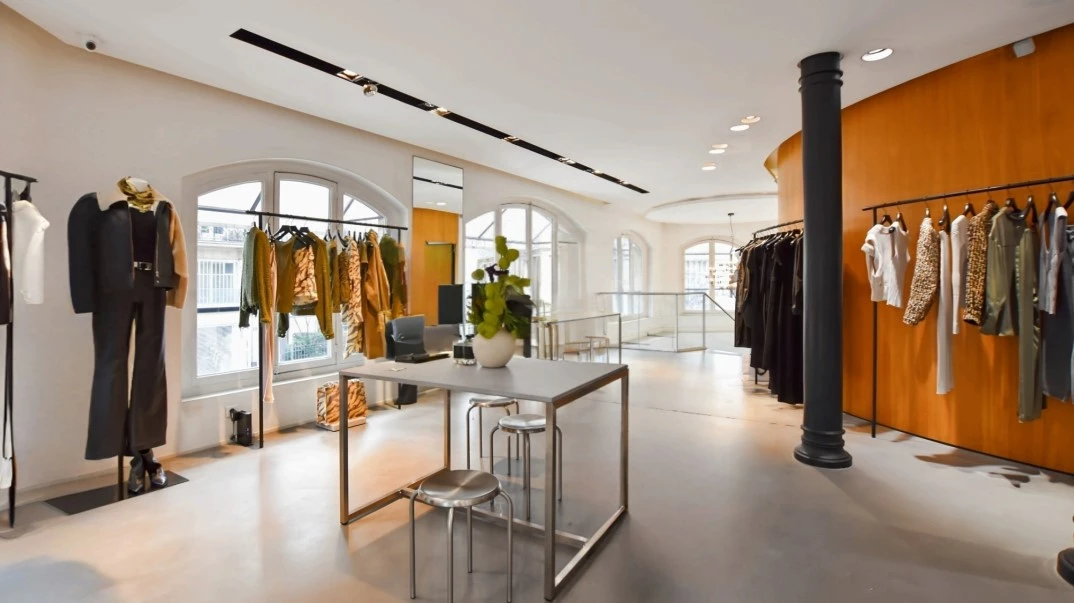 Showroom Victoria - Photo 3