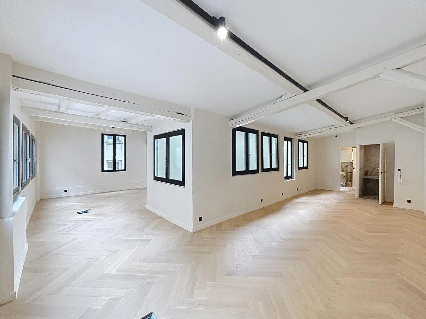 Showroom Vinemare - Photo 4