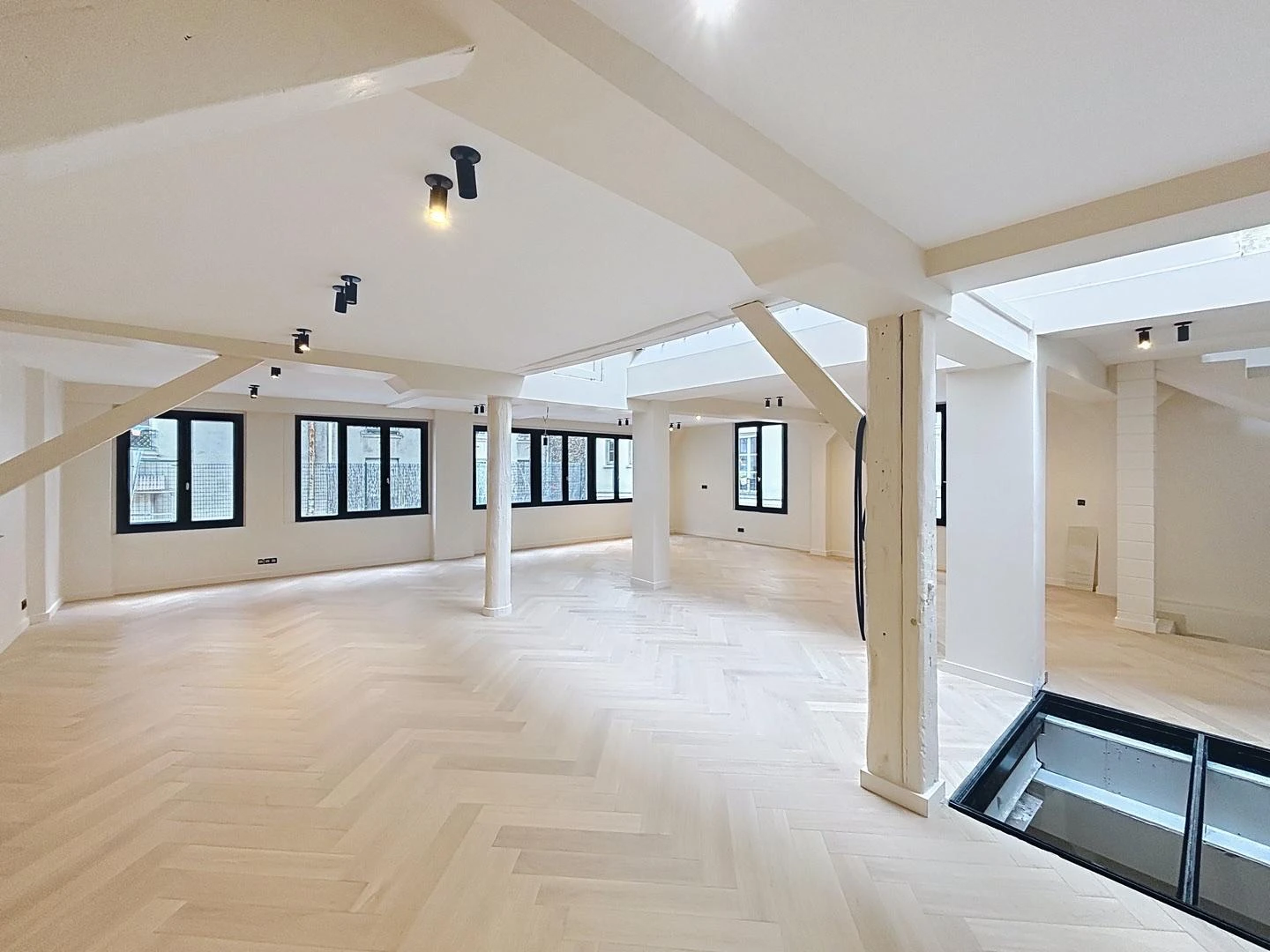 Showroom Vinemare - Photo 5
